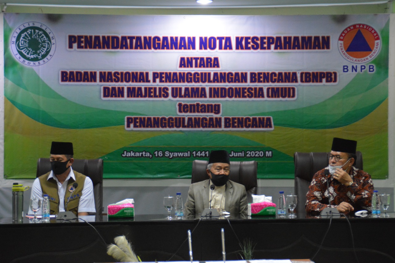 Teken MoU, MUI-BNPB Libatkan Ulama Edukasi New Normal